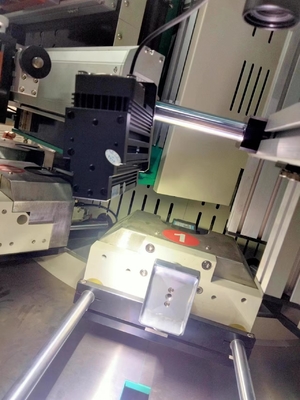 آلة طباعة الأشعة فوق البنفسجية الأوتوماتيكية CNC للأنابيب اللينة، 3 ألوان، 80 قطعة/دقيقة