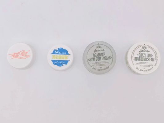 آلة طباعة أوفست فوق البنفسجية أوتوماتيكية بألوان 1-4 متوفرة لأغطية الزجاجات البلاستيكية